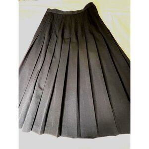 VTG Toff's Size 11/12 Style 4350 Black Pleated Wool Skirt Mid-Length Hong Kong